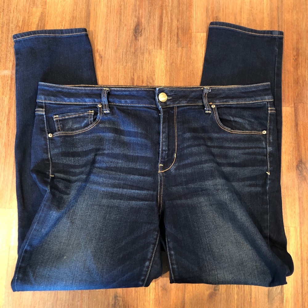 American Eagle super stretch skinny jeans